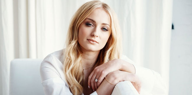 Sophie Turner, Senang Boleh Keramas