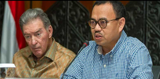 Pakar: Rakyat Patut Mencurigai Pertemuan 'Rahasia' Jokowi-Bos Freeport