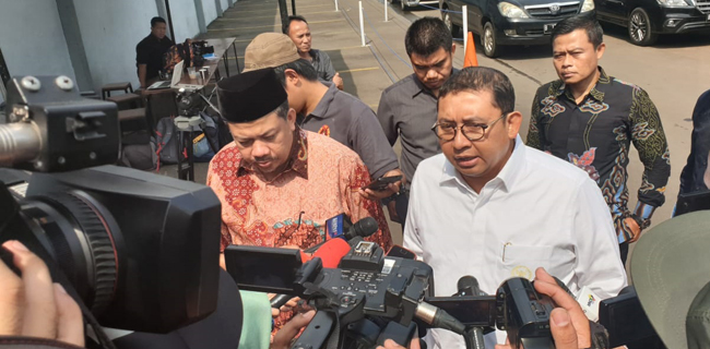 Fahri Hamzah: Akan Dipindahkan Ke Surabaya, Semoga Ahmad Dhani Tetap Kuat