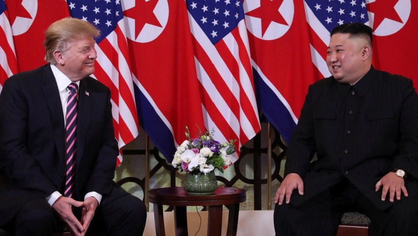 Sapa Hangat Awali Pertemuan Kedua Kim Jong Un Dan Donald Trump