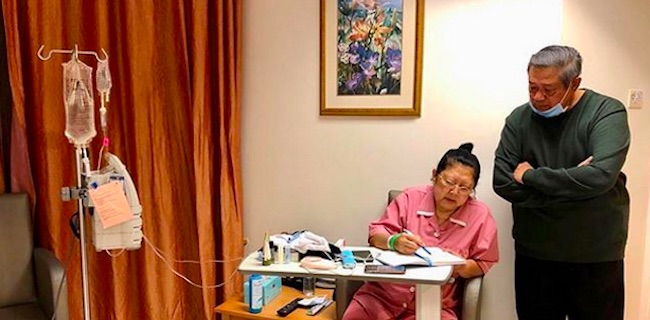 Ibu Ani Yudhoyono: I Can Fight This Cancer