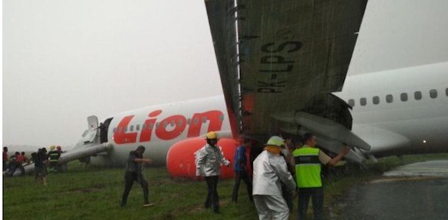 Lion Air Tergelincir Di Pontianak, 182 Penumpang Selamat