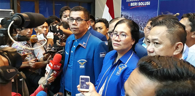 Hinca: Tidak Benar Ada Pengganti SBY