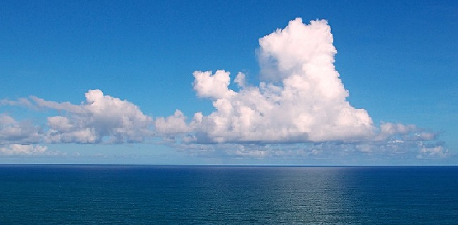 Peneliti: Perubahan Iklim Akan Membuat Warna Lautan Semakin Biru