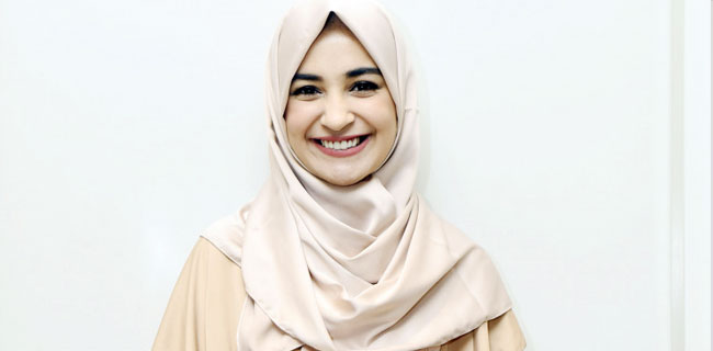 Shireen Sungkar, Sejak Dini, Kenalkan Hijab Ke Buah Hati