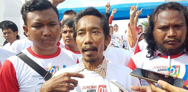 Merasa Satu Profesi, Ratusan Tukang Kayu Dukung Jokowi-Maruf
