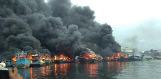 Polisi Tetapkan 3 Tersangka Kasus Kebakaran 34 Kapal Nelayan Di Muara Baru