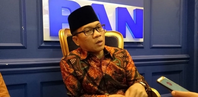 Ketua PAN: Jokowi-Maruf Lampu Kuning