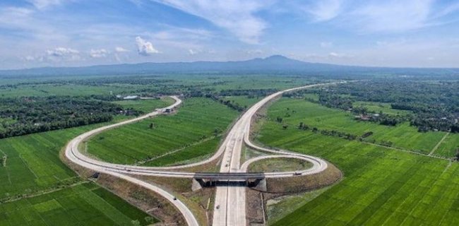 Pembangunan Jalan Jokowi Hanya Perlancar Arus Barang Impor