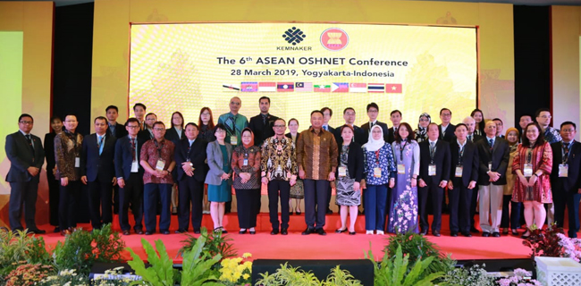 Menteri Hanif Dorong ASEAN Wujudkan Kerja Layak Bagi Pekerja