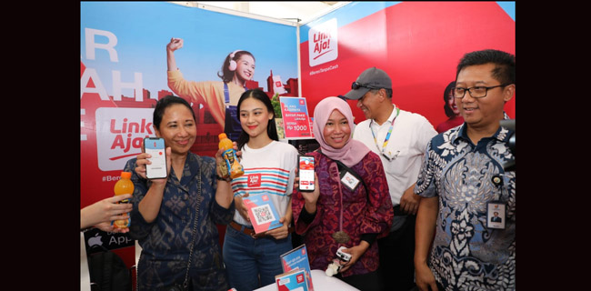 Di Lampung BUMN Festival, Menteri Rini Temui Ribuan Mahasiswa Dan Alumni