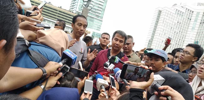 Jokowi Minta Penumpang MRT Jakarta Budayakan Disiplin