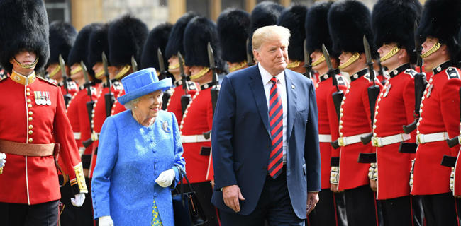 Presiden Trump Telah Menyetujui Undangan Ratu Elizabeth II