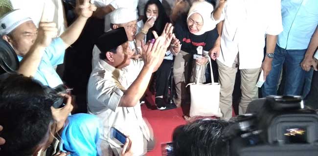 Deklarasi Menang, Prabowo Takbir Lanjut Sujud Syukur