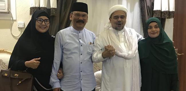 90 Menit Dengan HRS Di Mekkah