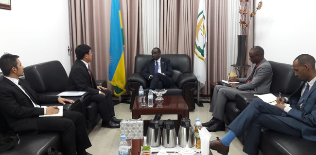 Balas Kunjungan, Dubes Pardede Bertemu Ketua Delegasi Bisnis Rwanda