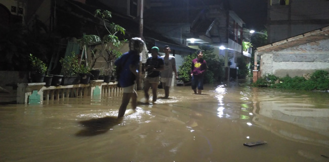 Ratusan Rumah Di Cipinang Melayu Terendam Banjir