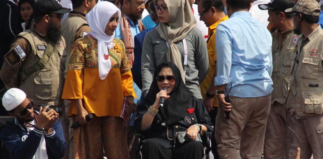 Sambil Terisak, Rachmawati: Saya Putri Bung Karno, Bukan Jual Gambar<i>!</i>