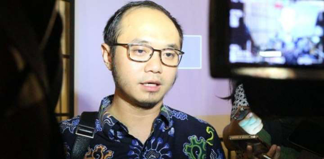 Yunarto Resmi Laporkan 5 Akun Sosmed Pada Bareskrim Polri