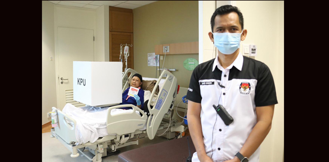 Ani Yudhoyono Gunakan Hak Suara Di Rumah Sakit Singapura