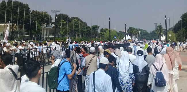 Tertib, Massa Kampanye Akbar Paslon 02 Rela Pulang Desak-desakan