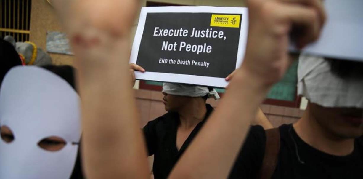 Saudi Eksekusi Mati 37 Orang, Dua Jasad Digantung Di Depan Publik