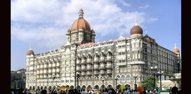 Hotel Mumbai, Teror Tanpa Jeda Yang Menyayat Jiwa