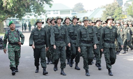 Calon Milenial PLN Ikuti Pembelajaran Fisik Dan Karakter Bersama TNI AD