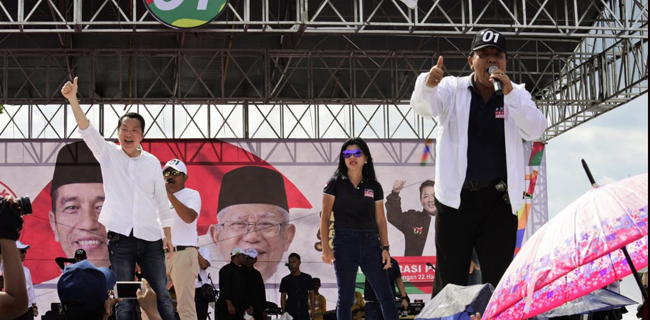 Pujo Tutup Kampanye Dukungan Jokowi Di Lampung Dengan Pawai Budaya