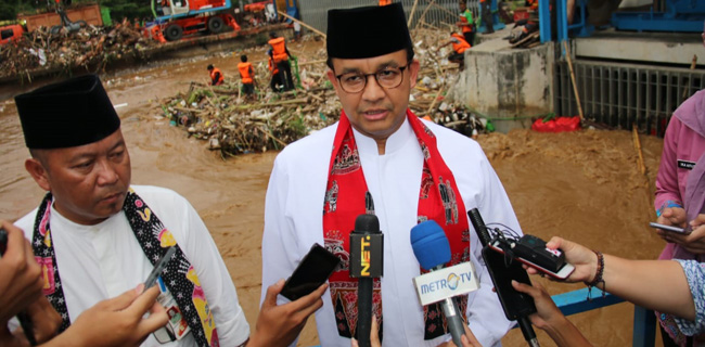 Gubernur Anies: Jangan Salahkan Pemkot Bogor Soal Banjir