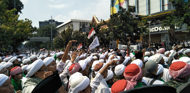 Massa Aksi 22 Mei Datangi Bawaslu Sambil Membaca Surat Al-Fil