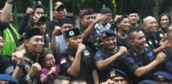Beri Dukungan Moril, FBR Buka Bersama Aparat TNI-Polri
