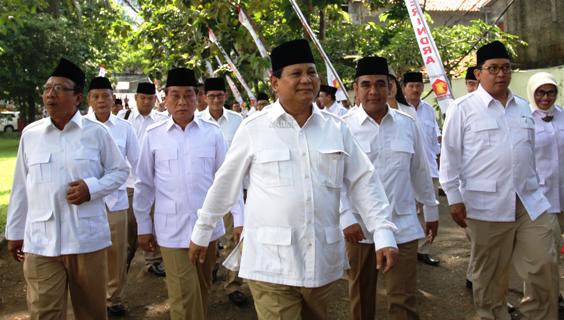 Prabowo Subianto: Selamat Puasa, Semoga Allah Meningkatkan Ketaqwaan Kita