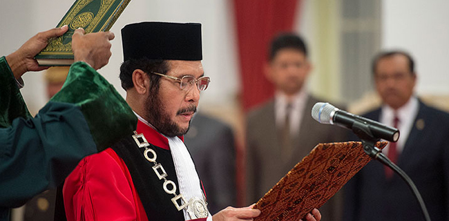 Di Tengah Gugatan Prabowo-Sandi, Pidato 
