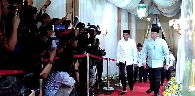 Jokowi Penuhi Undangan Bukber Di Rumah Bamsoet