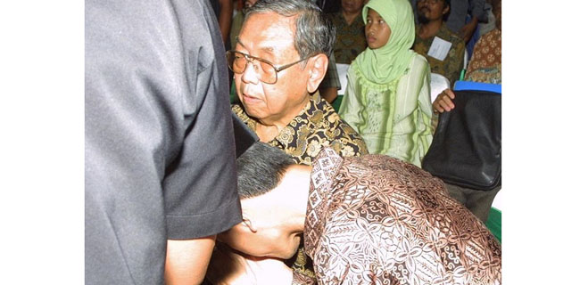 Gus Dur Dihormati Semua Orang, Tapi Ijtihad Politiknya Dirusak Jokowi