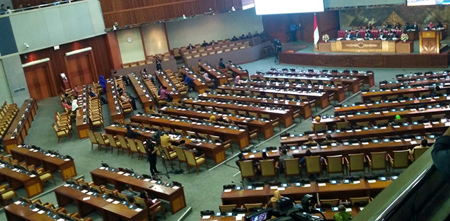 Rapat Paripurna DPR Hanya Dihadiri 50 Persen Plus Satu Anggota