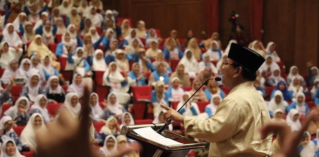 Prabowo Minta Pendukung <i>Samina Waathona</i> Di Jalan Damai