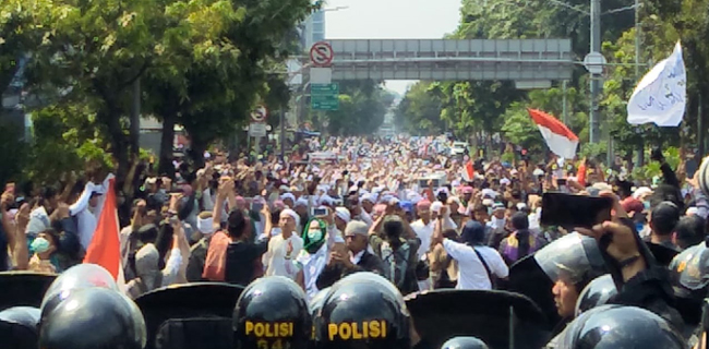 Massa Aksi Merapat Ke Bawaslu, Polisi Sudah Siap Siaga
