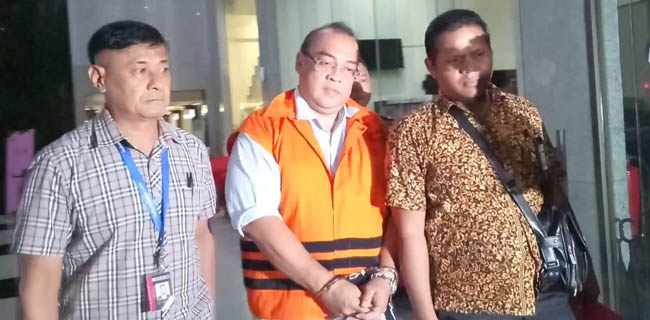 Resmi Tersangka, Aspidum Kejati DKI Jakarta Langsung Dijebloskan Ke Rutan KPK