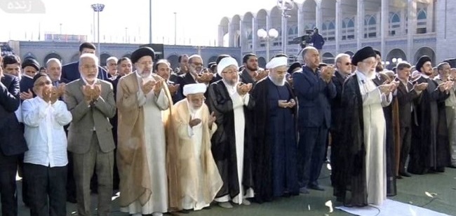 Pemimpin Tertinggi Iran Singgung <i>Deal Of The Century</i> Saat Khutbah Idul Fitri