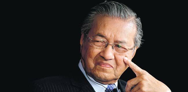 Menterinya Terjerat Skandal Video Seks, Mahathir: Ada Motif Politik