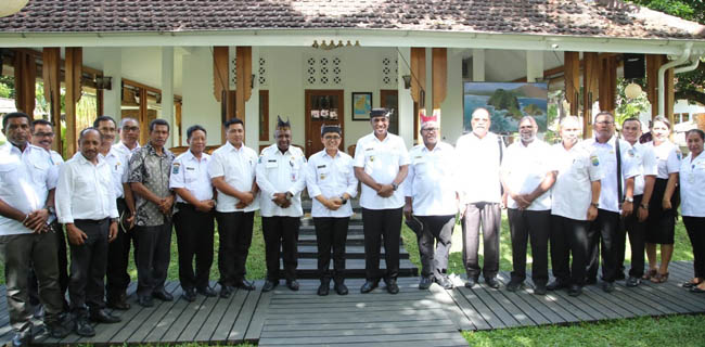 Ke Banyuwangi, Wagub Papua Barat Boyong Seluruh Kepala Bappeda Untuk <i>Sharing</i> Pembangunan Daerah