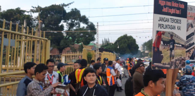 Daop 1 Jakarta Gandeng Komunitas Sosialisasi Keselamatan Di Perlintasan Sebidang