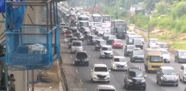 451 Ribu Kendaraan Telah Kembali Ke Jakarta Melalui Jalan Tol