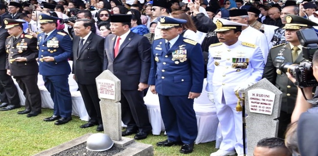 Panglima TNI Hadiri Pemakaman Ani Yudhoyono di TMP Kalibata
