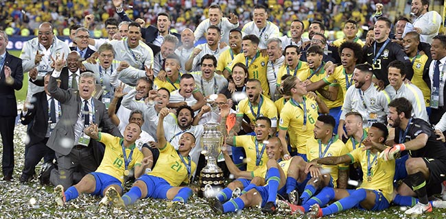 Akhiri Penantian 12 Tahun, Brasil Kembali Angkat Trofi Copa America
