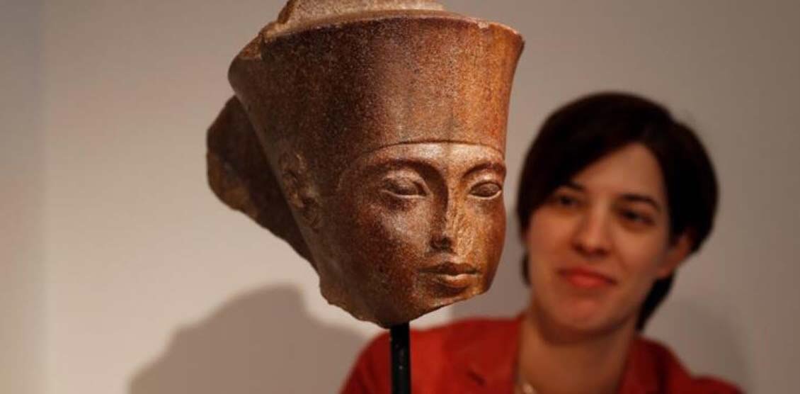 Mesir Minta Bantuan Interpol Lacak Patung Kepala Firaun Kuno Pasca Dilelang Di Inggris
