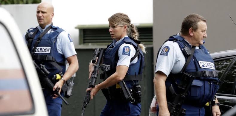 Ratusan Warga Selandia Baru Serahkan Senjata Api Pasca Teror Christchurch