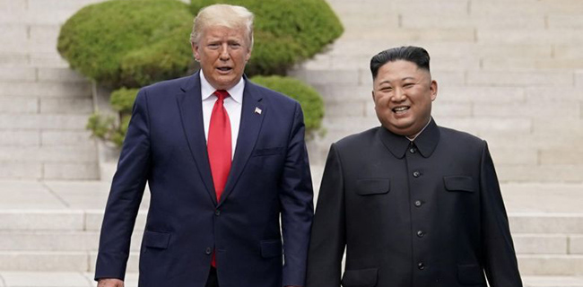 Saksikan Langsung Peluncuran Rudal, Kim Jong Un Kirim 'Warning' Kepada Trump dan Korsel